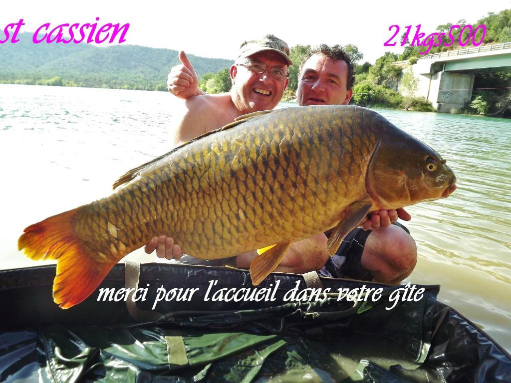 Gite De Saint Cassien Монтору Экстерьер фото